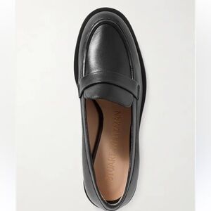 STUART WEITZMAN 
Palmer Sleek Round-Toe Loafers size 10